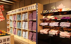越後屋（浴衣コーナー）