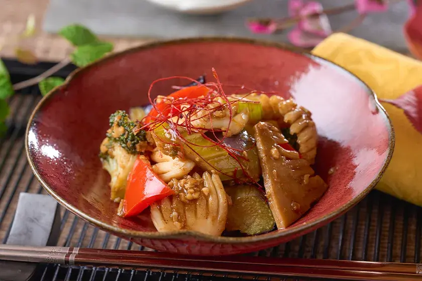 いかとカラフル野菜の豆鼓炒め