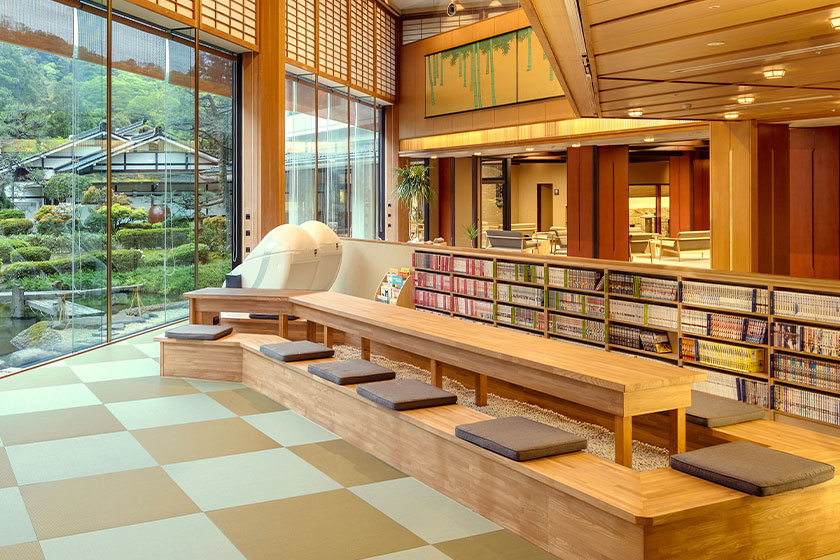 大江戸温泉物語 Premium 斉木別館セラミック足湯